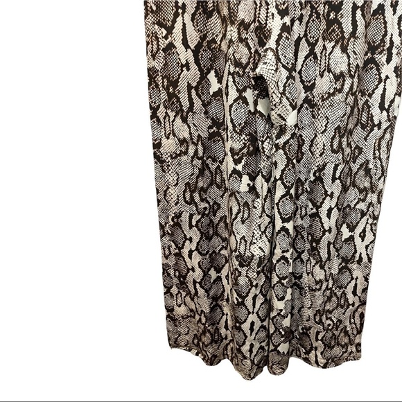 FIFTEEN TWENTY SNAKESKIN WIDE LEG PANTS SIZE MEDIUM - Picture 11 of 16